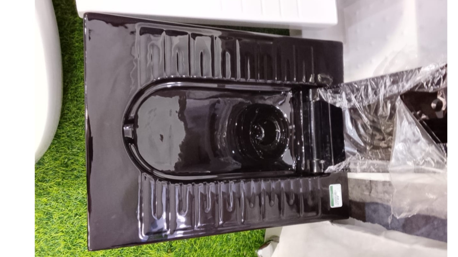 Black liagdu squatting pan toilet