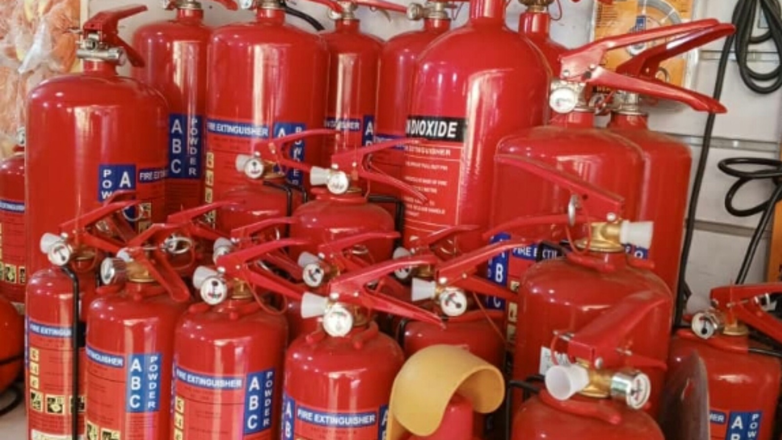 Powder Fire extinguisher unit