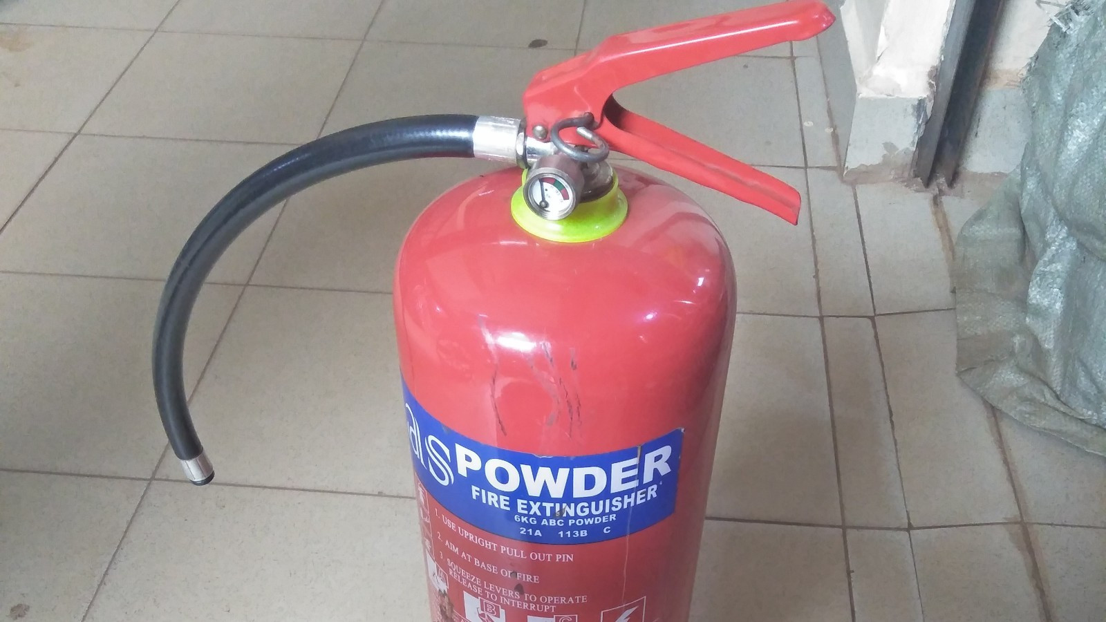 Powder Fire extinguisher unit - Image 3