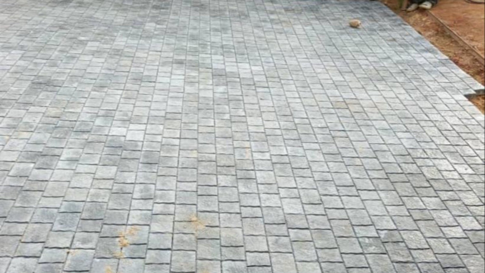 Cobblestone Paver
