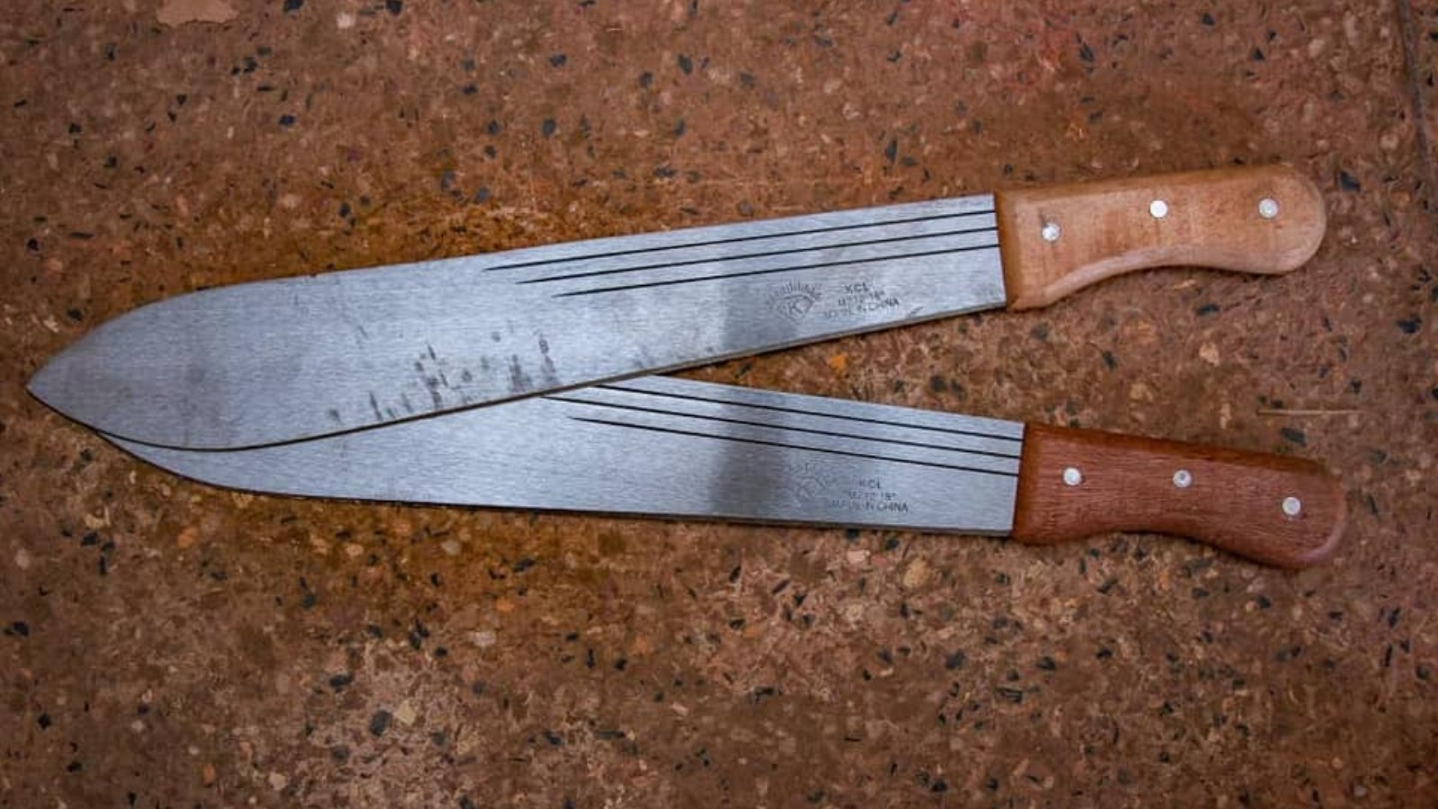 Pointed head Panga