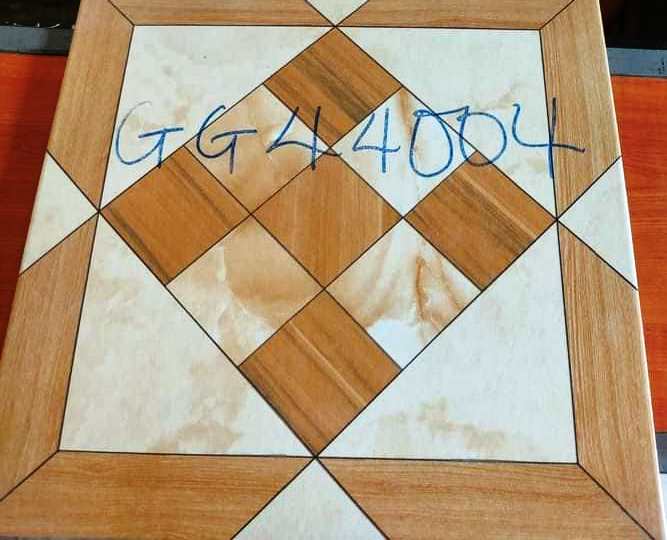 GG44004 40x40 Floor Tile